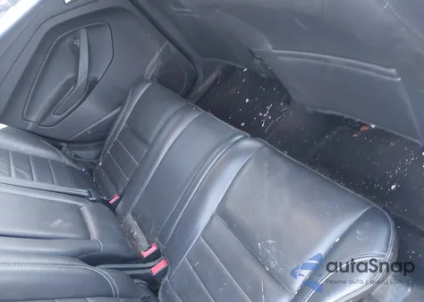 2016 Ford Escape Titanium z USA, uszkodzony, nr VIN 1FMCU0J91GUB36876